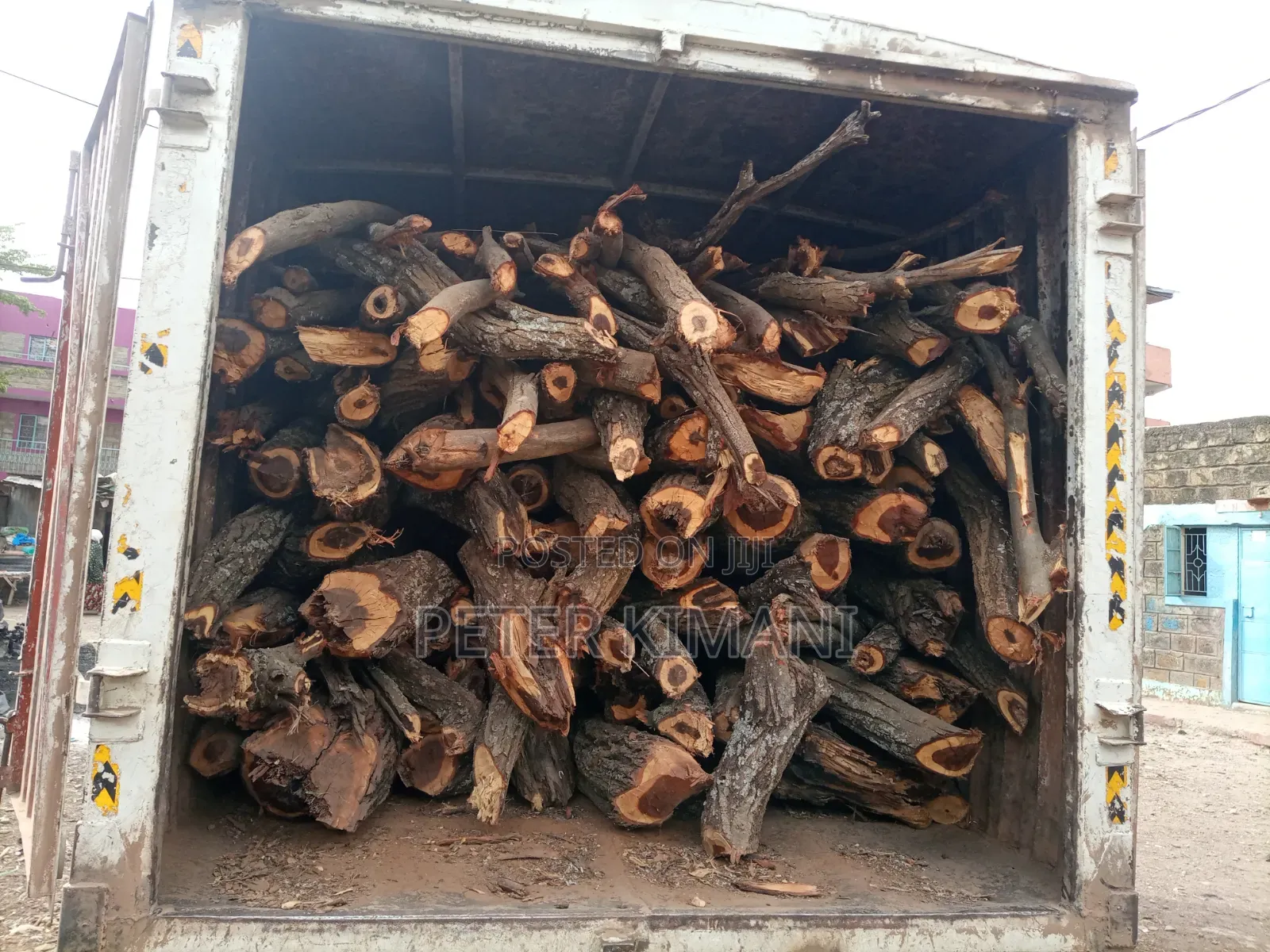 Dry Firewood for Sale