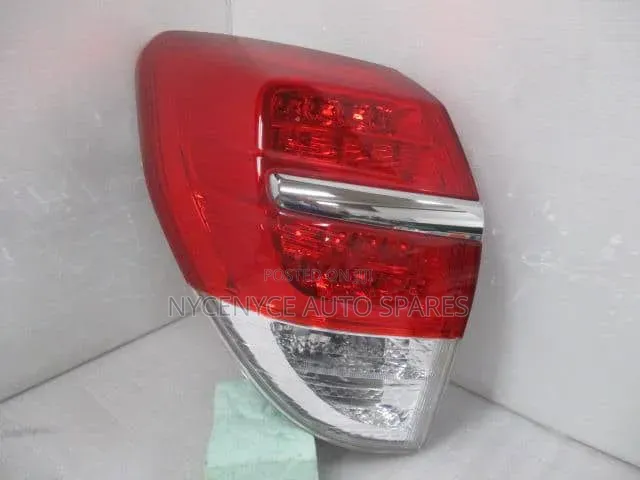 Toyota Vanguard 2014 Tailight
