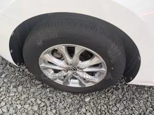 Mazda Demio 2018 White
