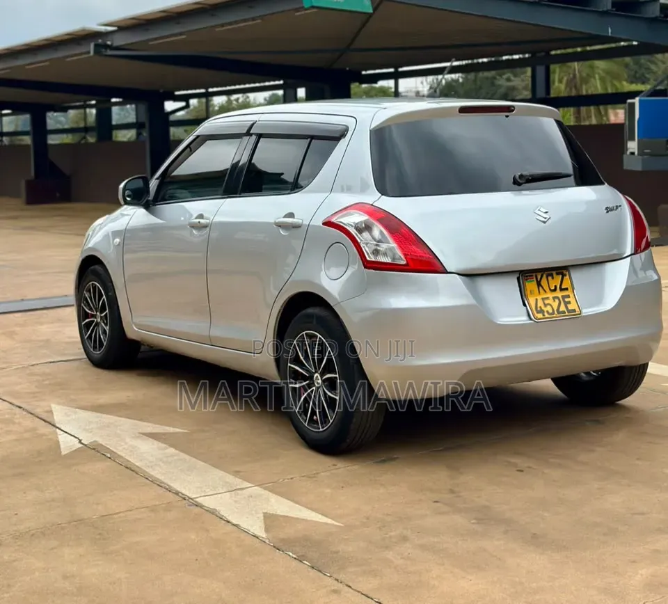 Suzuki Swift 2013 Silver