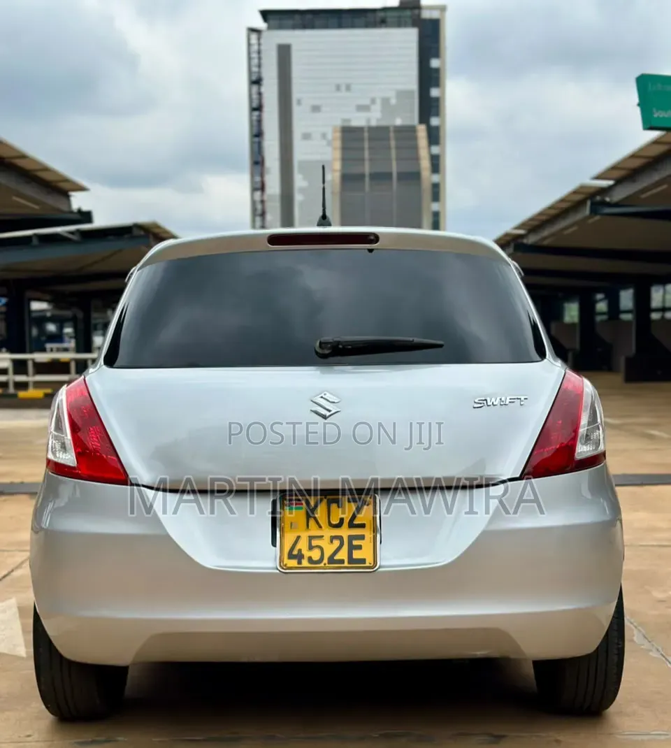 Suzuki Swift 2013 Silver