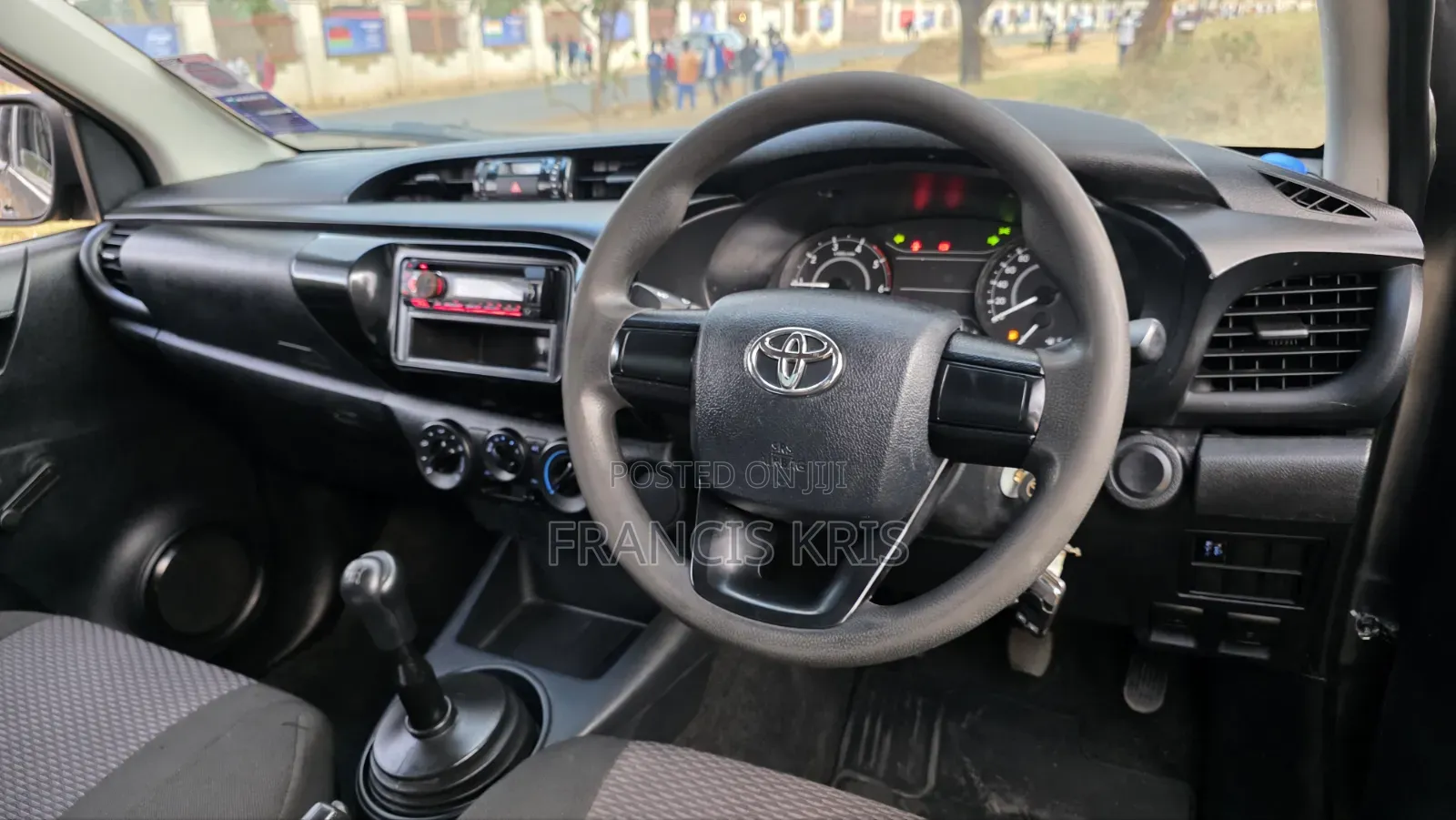 Toyota Hilux 2020 Burgundy
