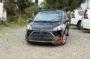 Toyota Sienta 1.5 FWD 2019