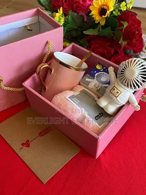 Fancy Girlfriends Day Gift