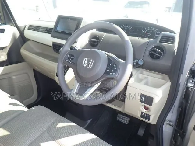Honda N-Box 2019 Silver