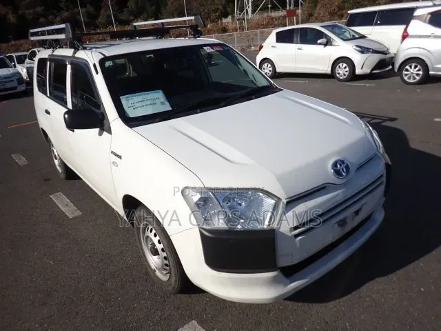 Toyota Succeed 2019 White