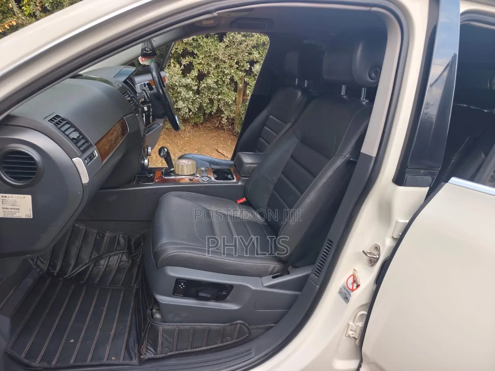 Volkswagen Touareg 2008 White