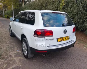 Volkswagen Touareg 2008 White