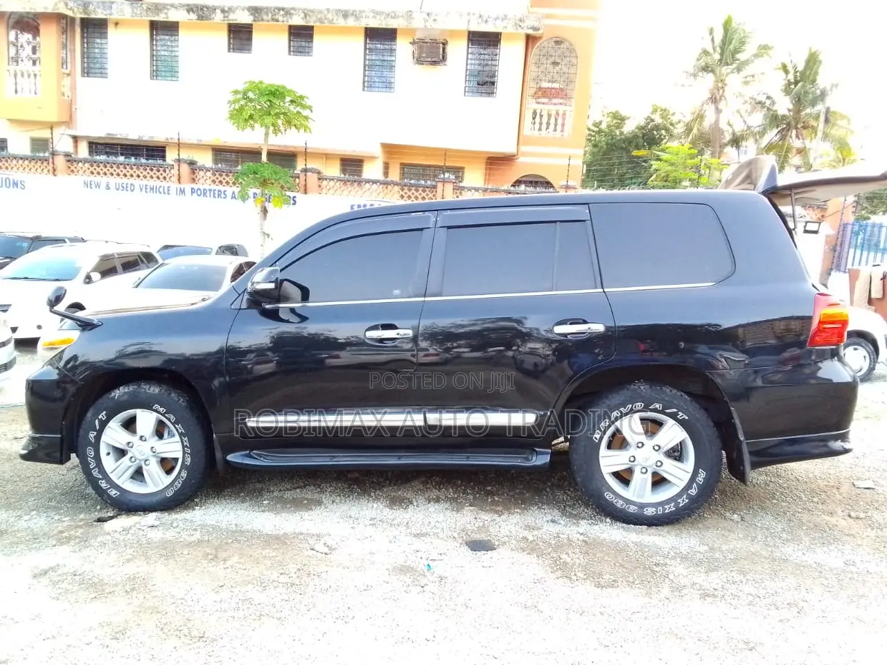 Toyota Land Cruiser 2013 Black