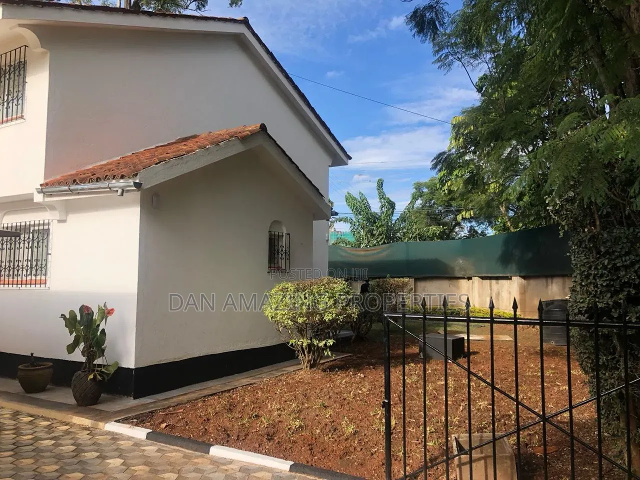 4 Bedrooms Plus DSQ Kilimani for Rent
