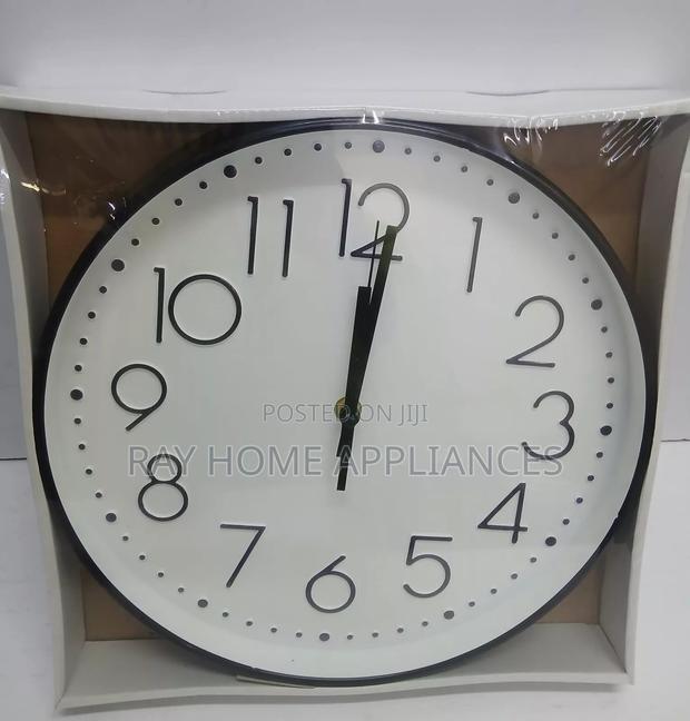 QUARTZ Wall Clock 3OCM Diameter Black White Available Gold Ring