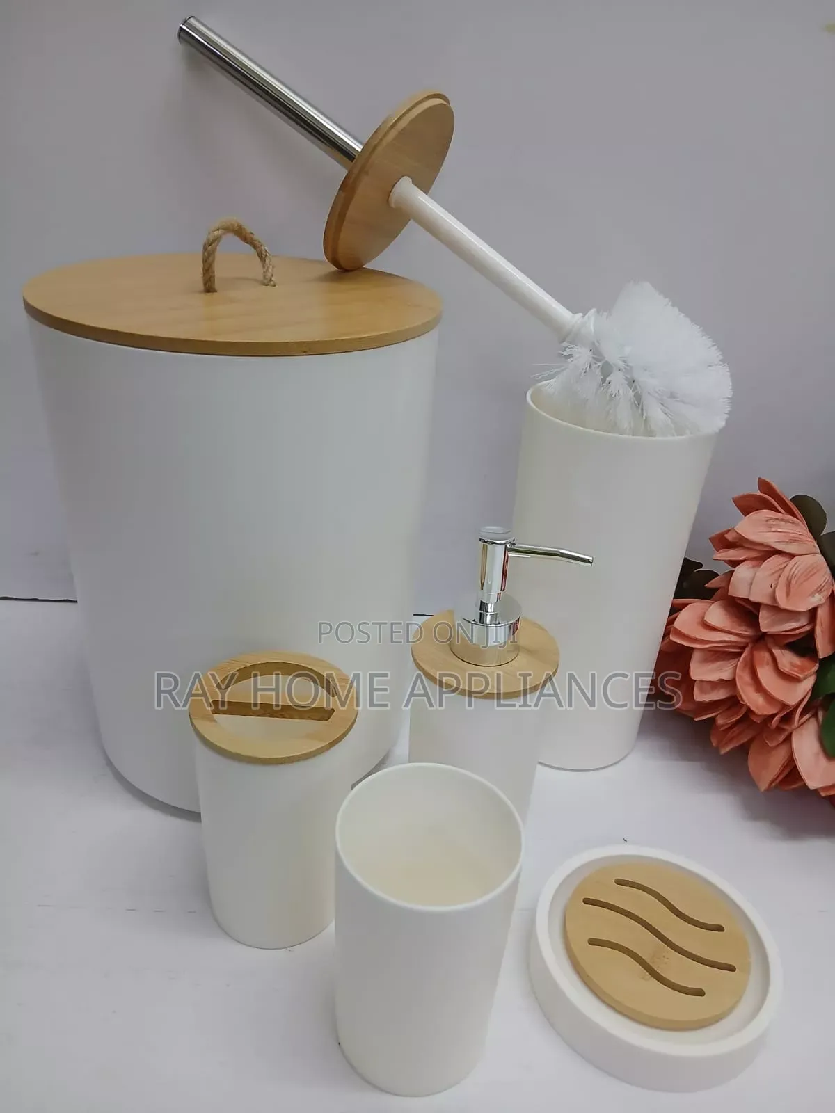 Bathroom Accessories Set Square in Shape A