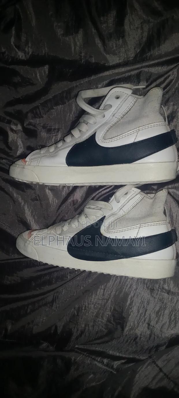Nike Shoes - thumbnail 7