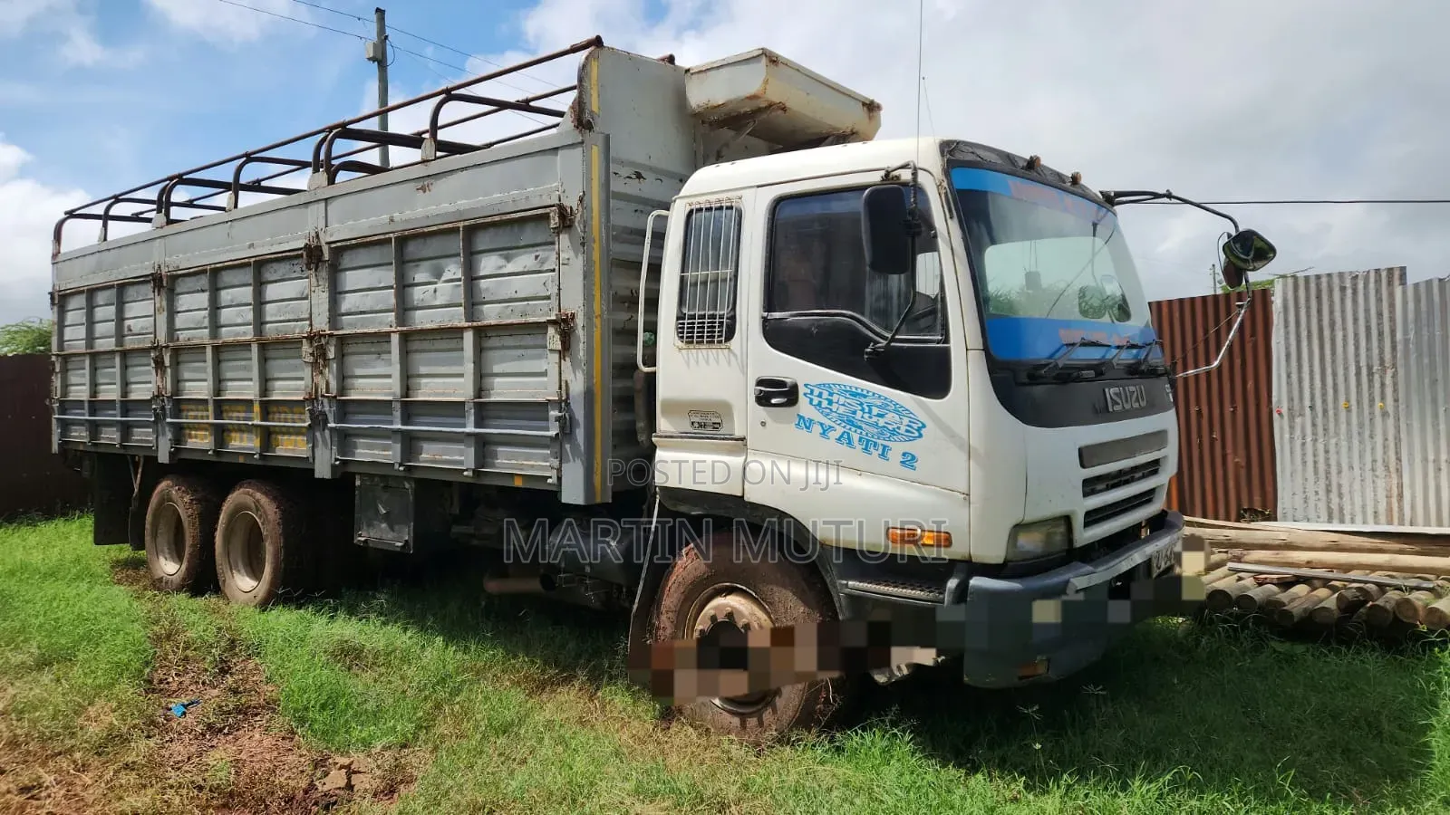 Isuzu CXZ Truck 2008 White