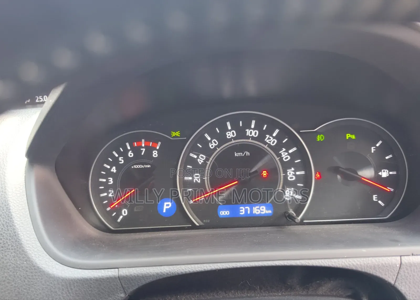 Toyota Voxy ZS 2WD 8-Seater 2019 White