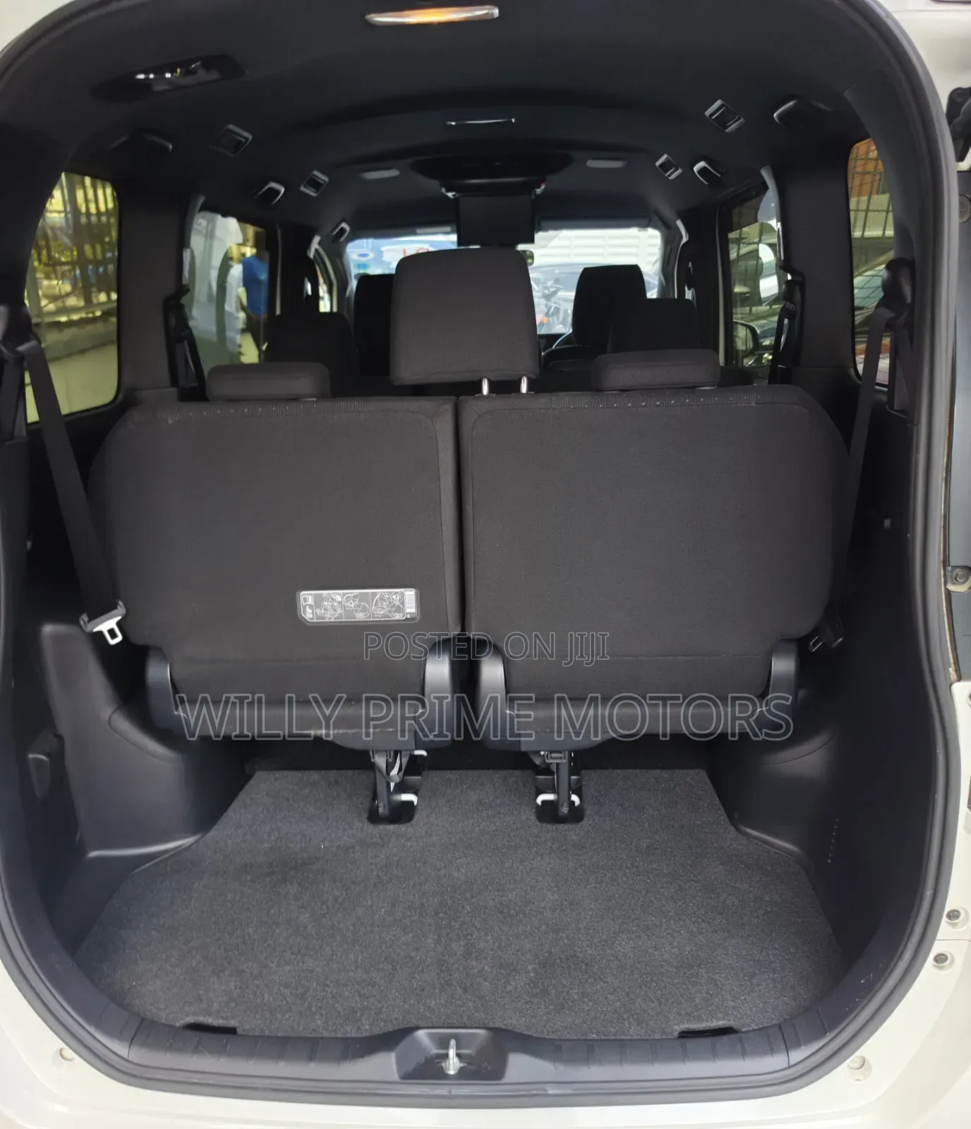 Toyota Voxy ZS 2WD 8-Seater 2019 White