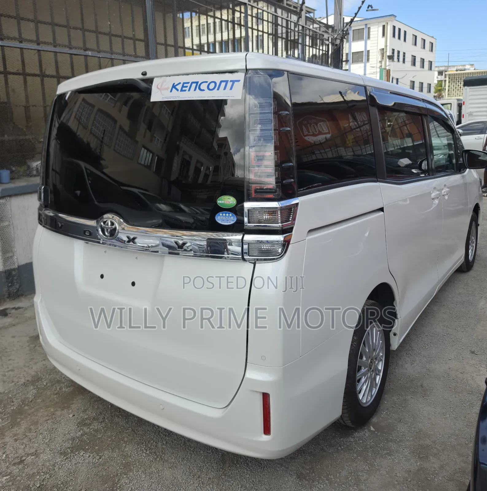 Toyota Voxy ZS 2WD 8-Seater 2019 White