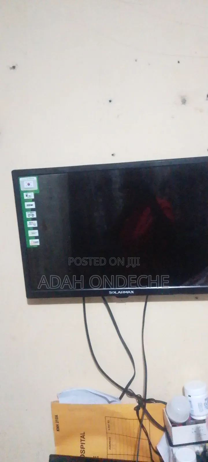Solar Max 24" TV