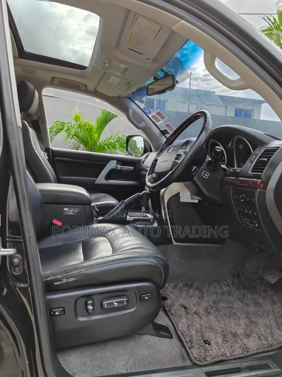 Toyota Land Cruiser 2013 Black