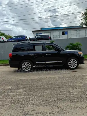 Toyota Land Cruiser 2013 Black