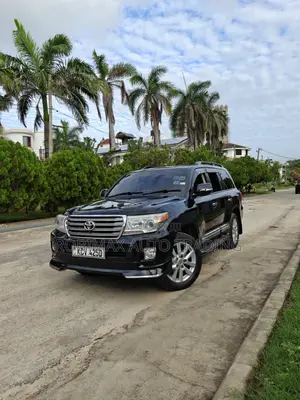 Toyota Land Cruiser 2013 Black