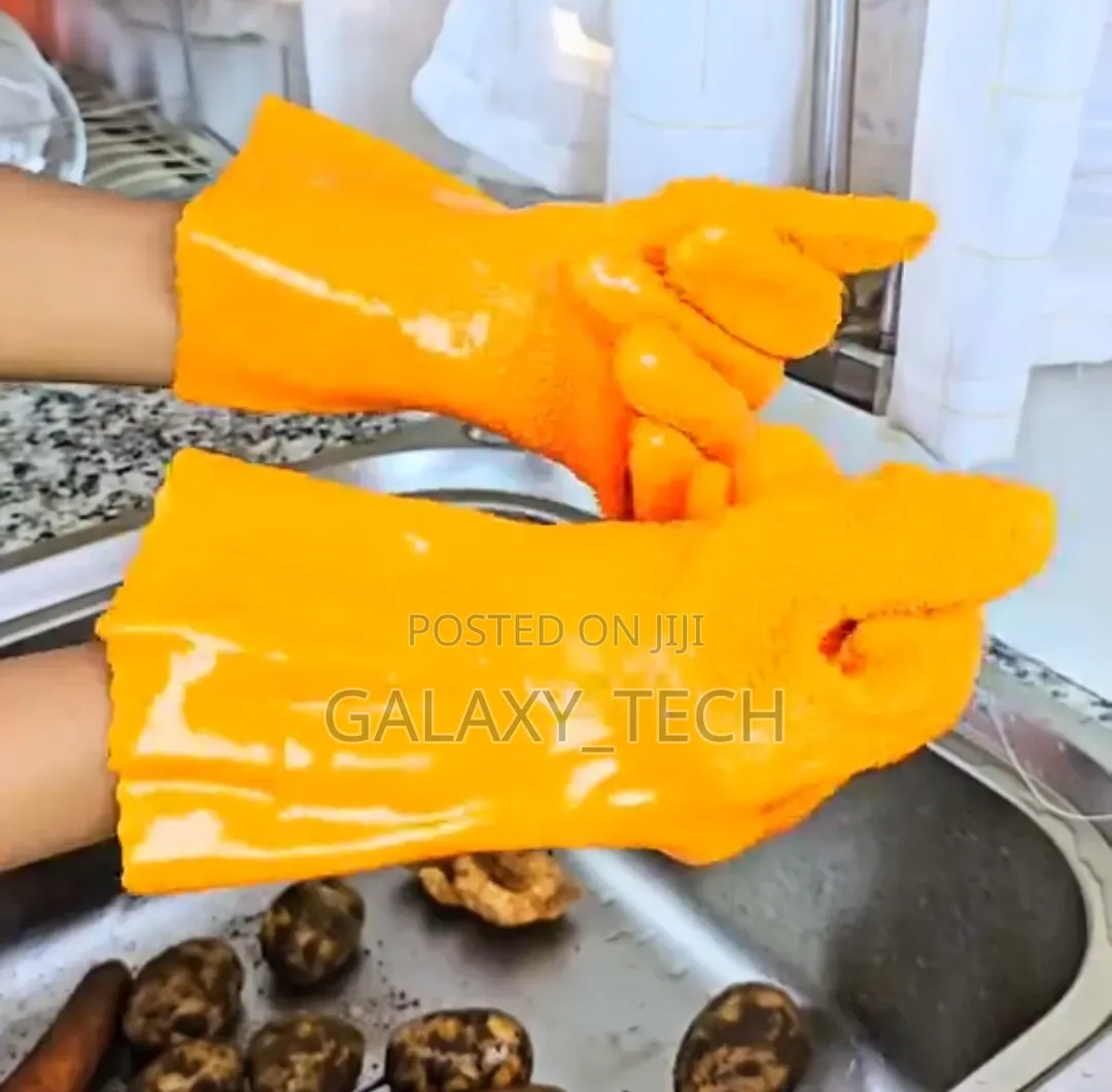 Hard Silicone Latex Studded Gloves