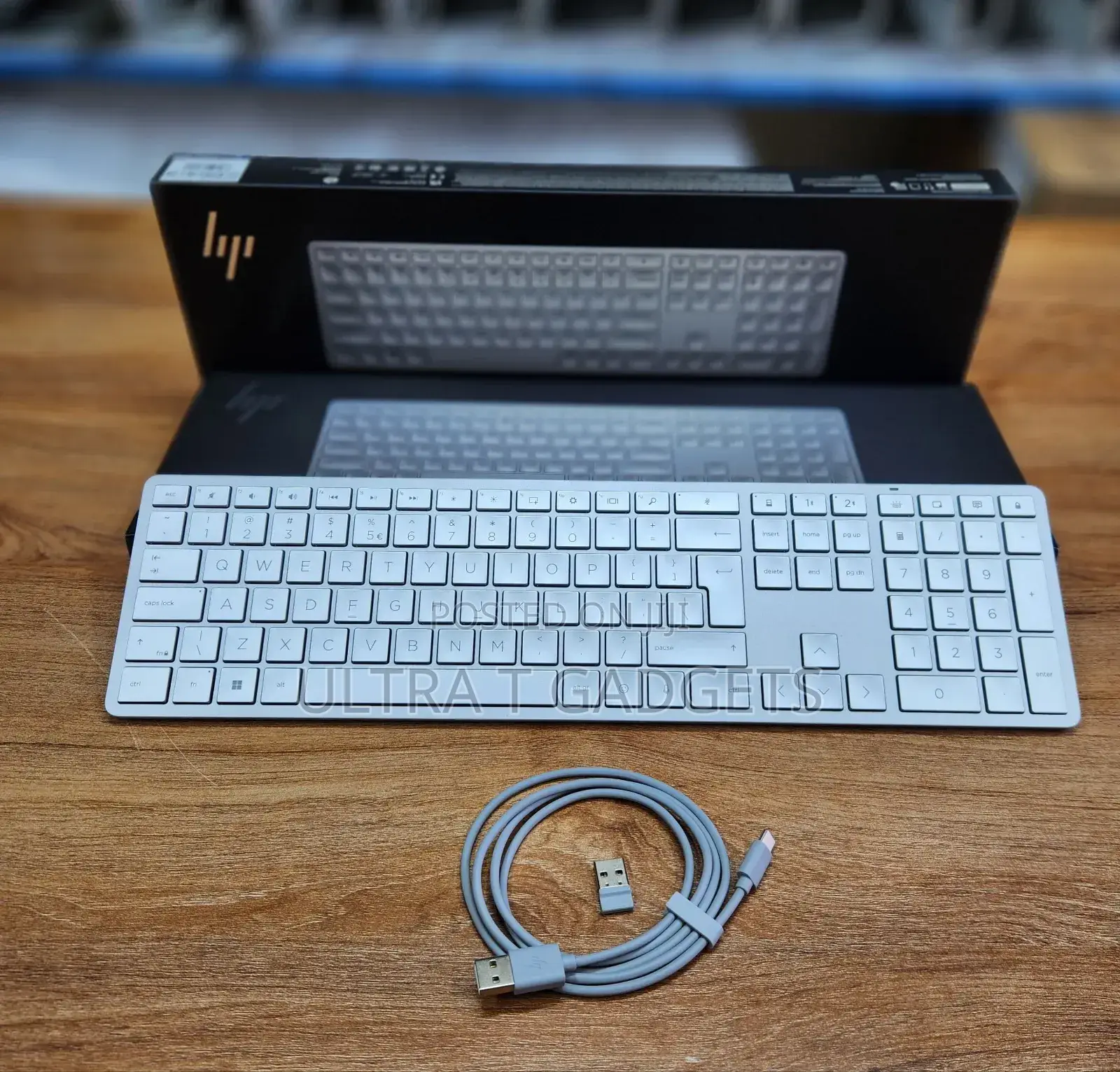 Brand New HP 970 Programmable Wireless Keyboard