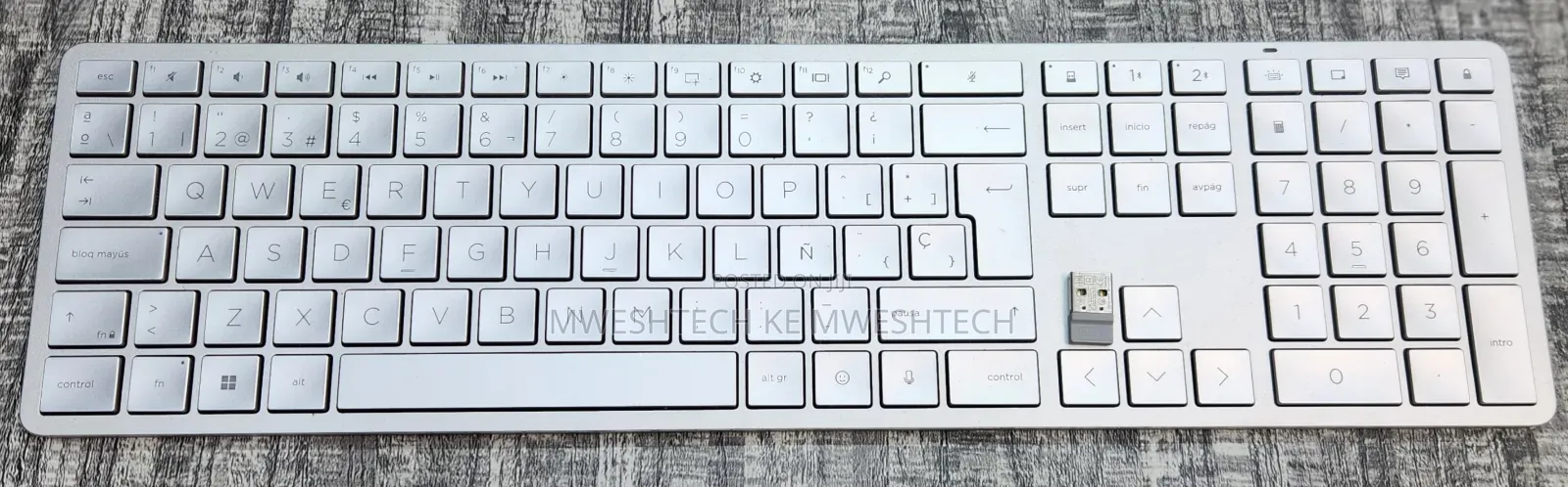 Brand New HP 970 Programmable Wireless Keyboard