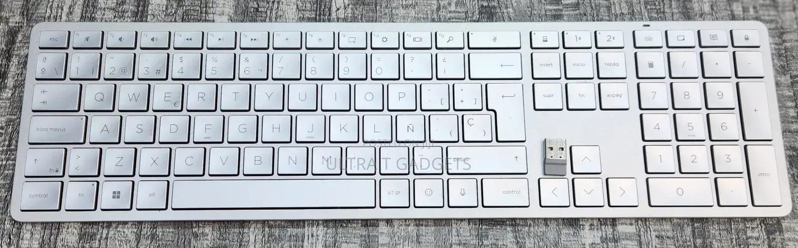 Brand New HP 970 Programmable Wireless Keyboard