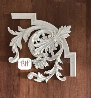Wainscoting Corner Flowers