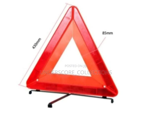 Battery-Powered Car Emergency Warning Triangle - main view