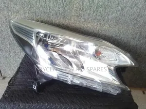 Nissan Note E12 Headlight Non Xenon