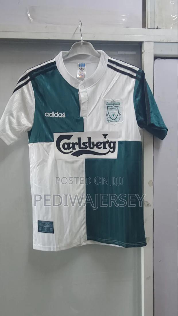 Liverpool 1995 Away Kit