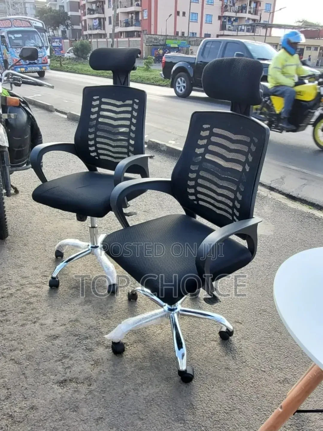 Ergonomic Mesh Office Chair With Headrest