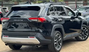 Toyota RAV4 2020 Burgundy