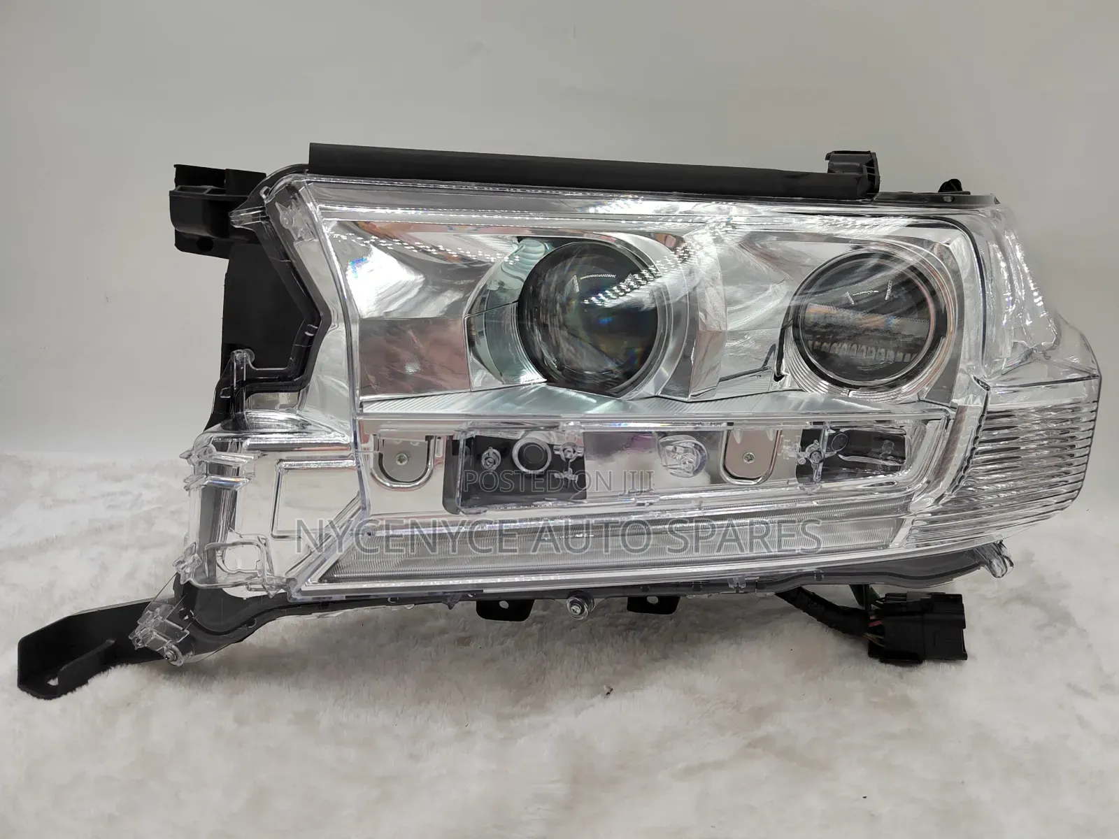 Toyota Kluger 2005 Xenon Headlight