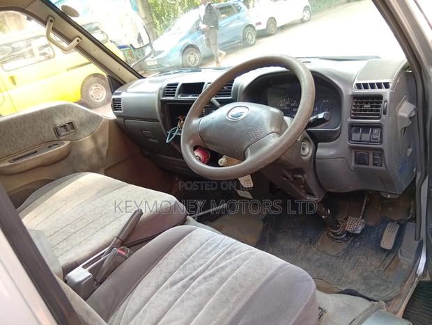 Mazda Bongo 2011 Silver - thumbnail 3