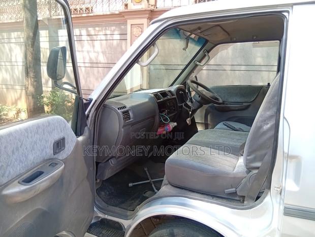 Mazda Bongo 2011 Silver - thumbnail 4