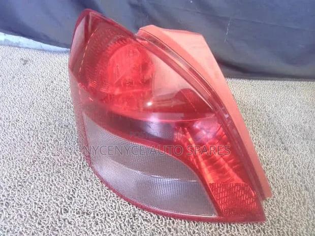 Vitz 2005 Sport Tailight - thumbnail 2