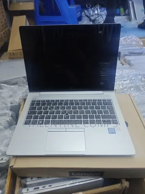 Laptop HP EliteBook 830 8GB Intel Core i5 SSD 256GB