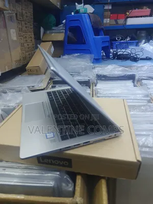 Laptop HP EliteBook 830 8GB Intel Core i5 SSD 256GB