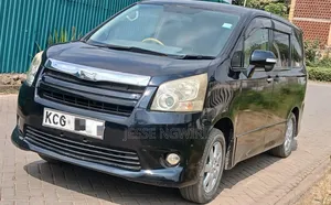 Toyota Noah 2009 Black