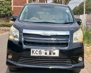Toyota Noah 2009 Black