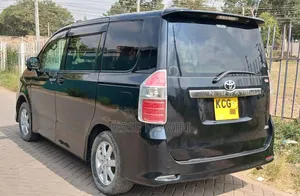 Toyota Noah 2009 Black