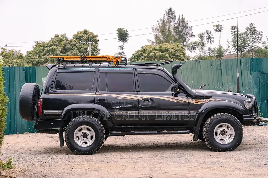 Toyota Land Cruiser 1994 Black