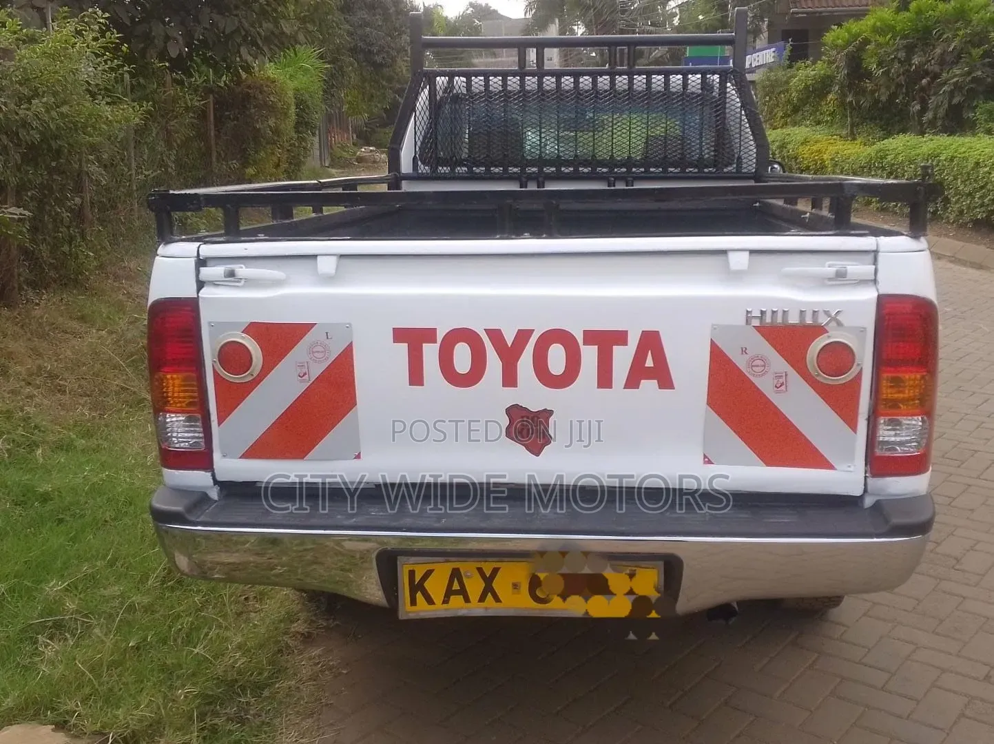 Toyota Hilux 2007 Red