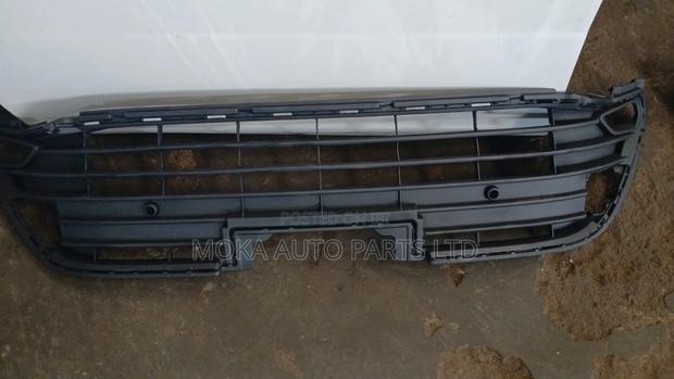 Harrier New Bumper Grille / Centre Grille