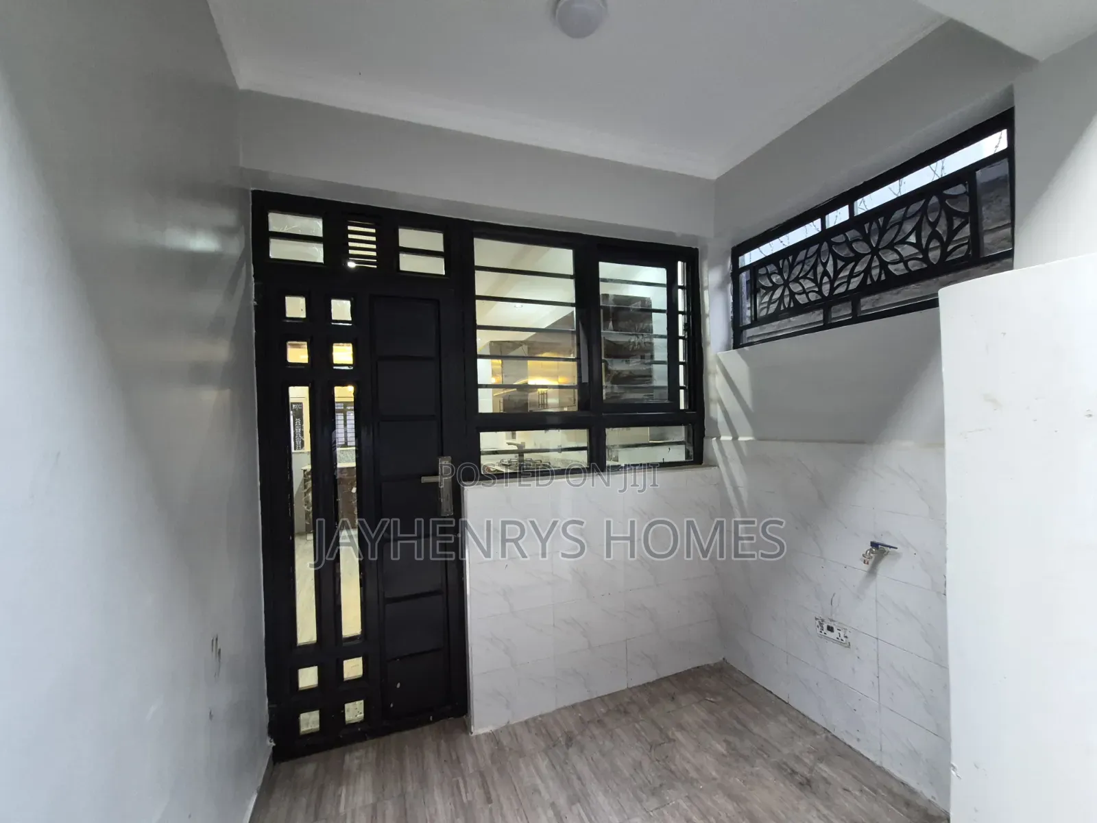3bdrm Maisonette in Kwa Kairu for sale