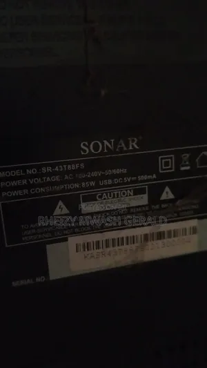 Sonar 43" Powers on With a Cracked Screen