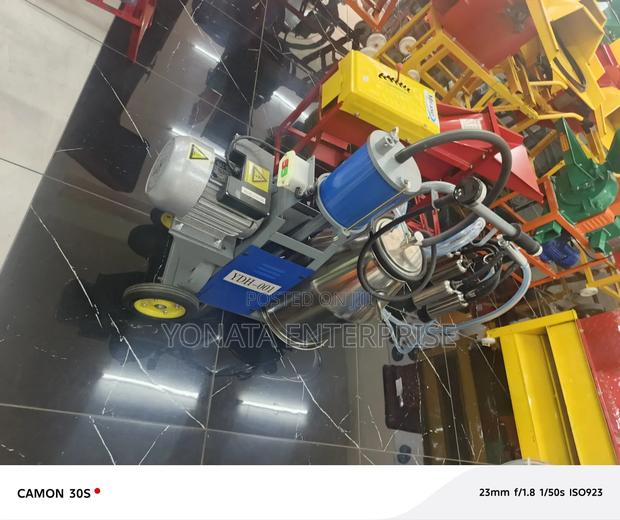 Single Bucket Milking Machine - main view